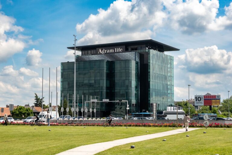 ARAG Ulm/Neu Ulm Rahbin Selimi - Versicherungen und Finanzen: Versicherungsberatung und Kontakt