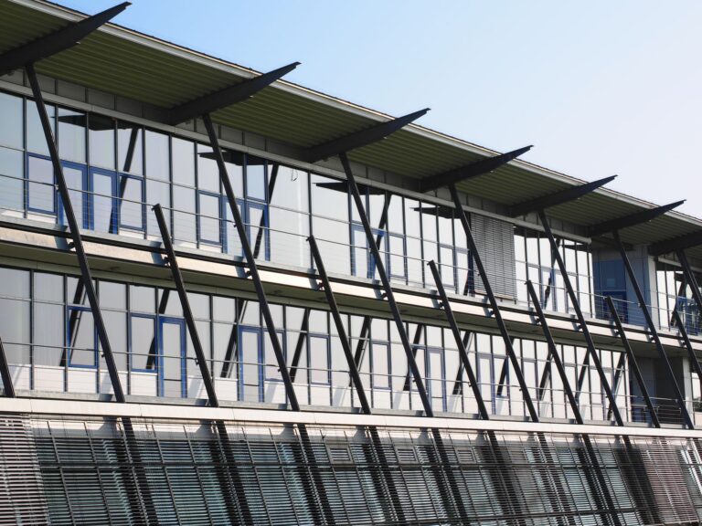 VMS Versicherungsmakler Schönfeld Magdeburg: Versicherungsberatung und Kontakt